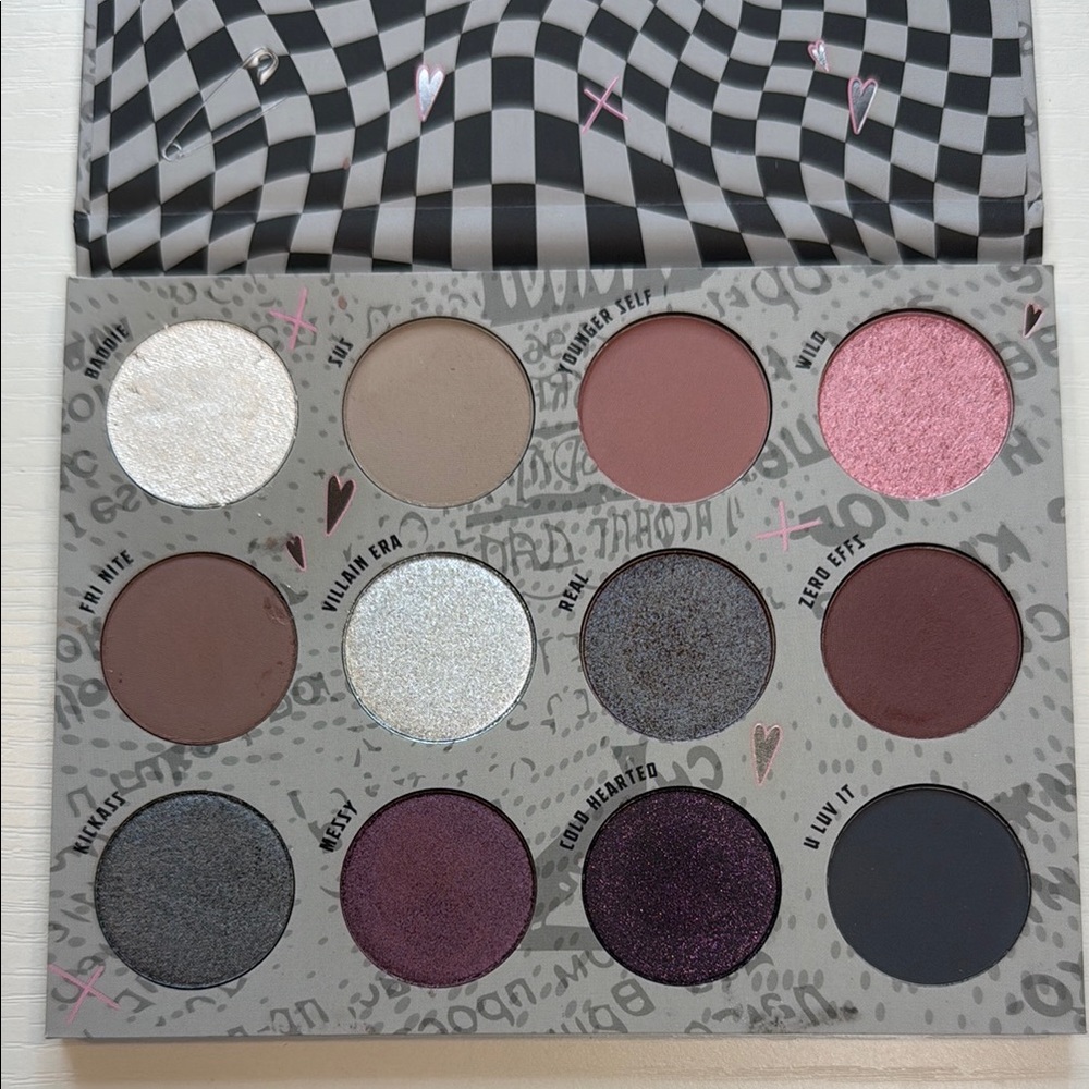 Colourpop Trouble Maker Palette